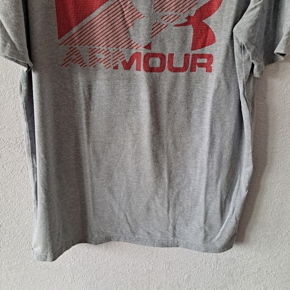Gray Under Armour Tee - Picture 3 of 5